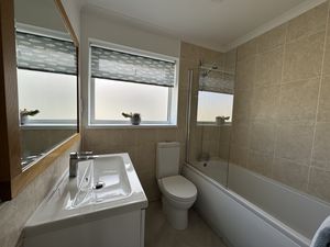 En Suite Bathroom- click for photo gallery